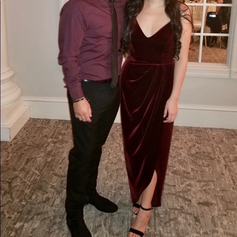 Beautiful burgundy velvet tulip dress